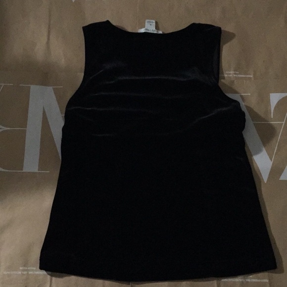 WHITE HOUSE BLACK MARKET Sweetheart Neck Stretch Velvet Top - Picture 9 of 9